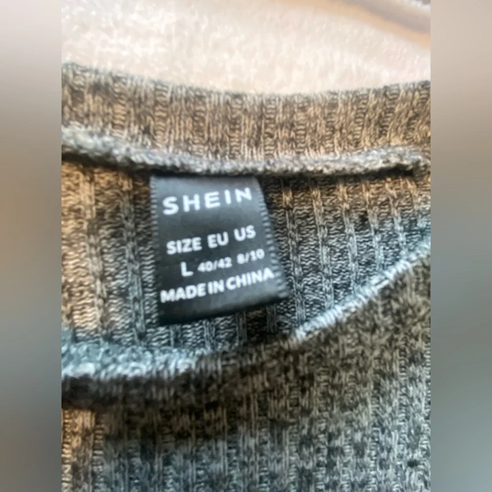 SHEIN Long Sleeve Shirt | Color: Gray and black | Size: Large |